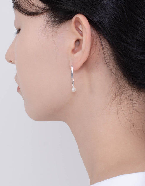 Elegant Sterling Silver & Pearl Studs for Career Woman